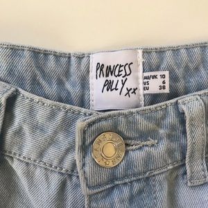 Princess Polly Cut-Off Denim Shorts | US Sz. 6